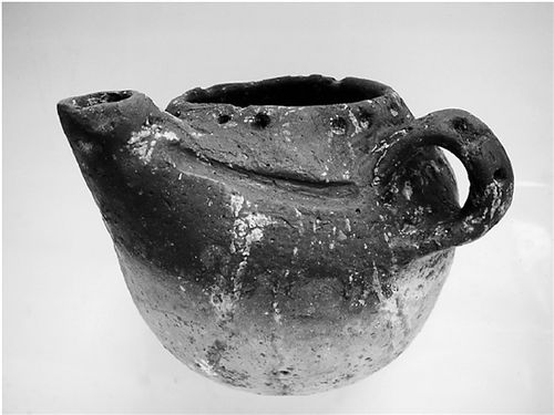 田螺山出土的类似茶壶的陶器,说明当时当地先人可能已用这个作为饮茶